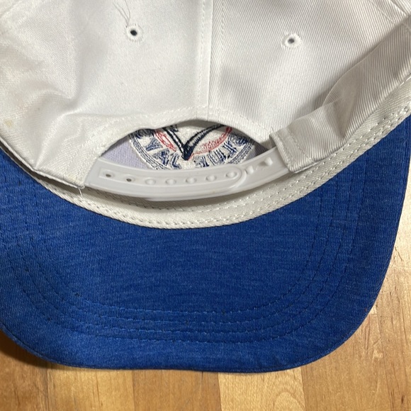 Budweiser Toronto blue jays hat - Picture 3 of 6